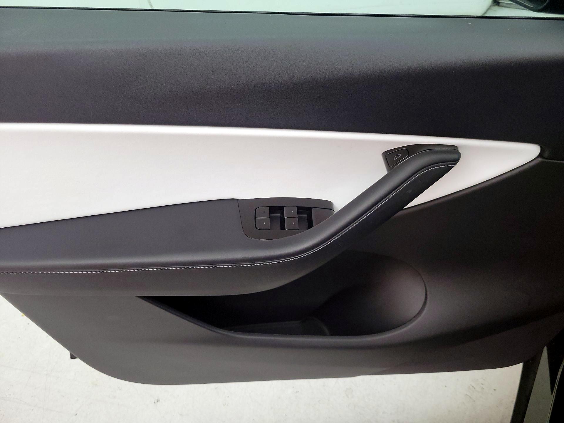 Thumbnail: 2021 Tesla Model Y - 12