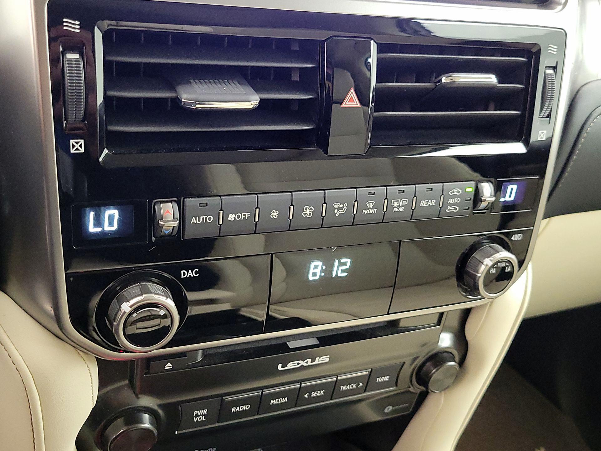 Thumbnail: 2022 Lexus GX - 17