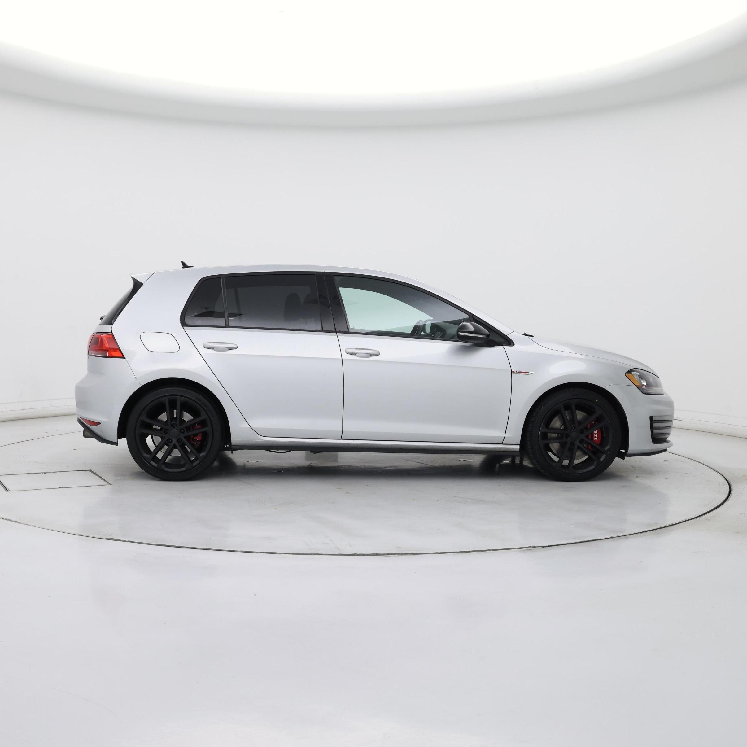 Thumbnail: 2017 Volkswagen Golf - 7
