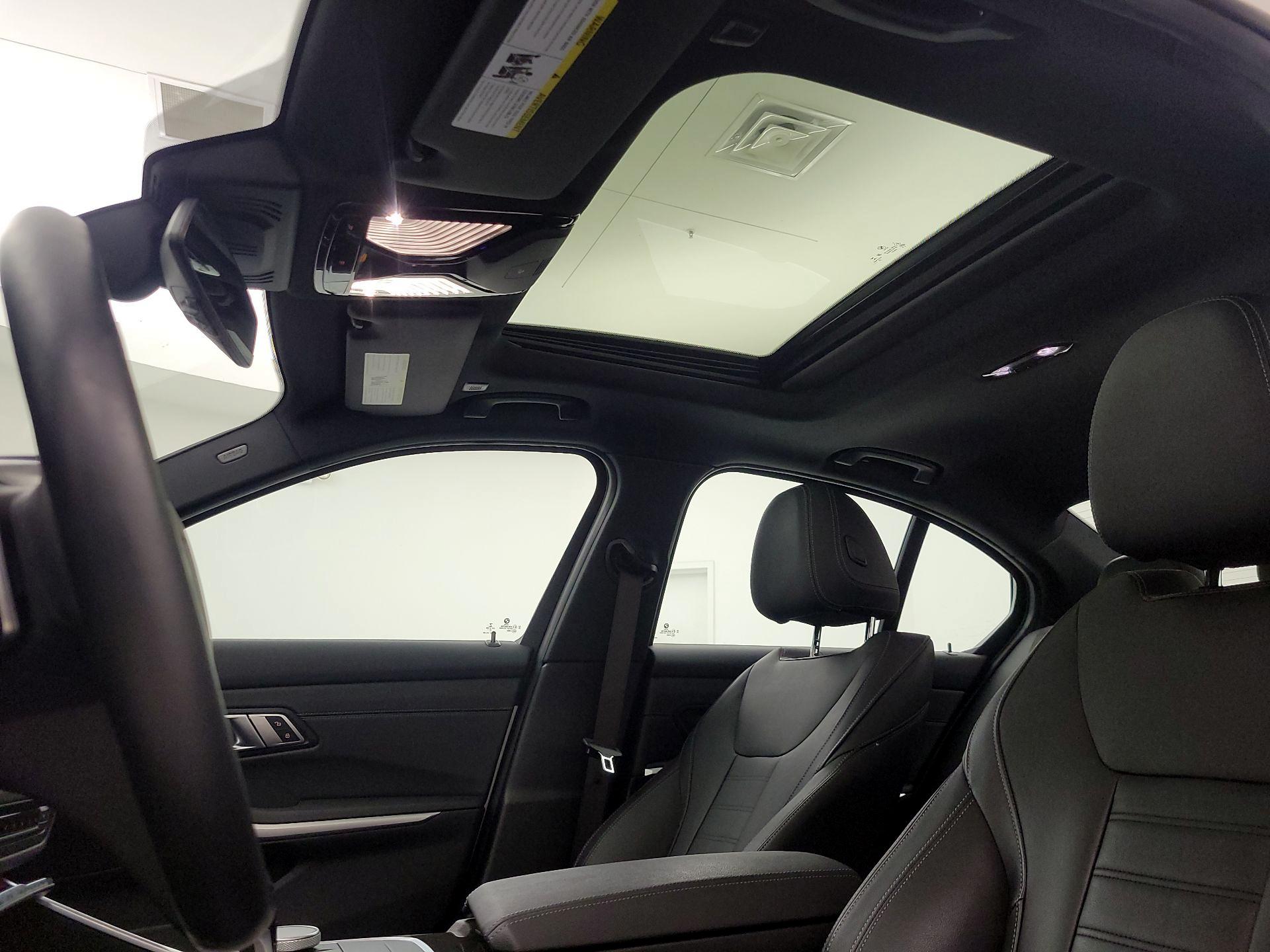 Thumbnail: 2021 BMW 3 Series - 20