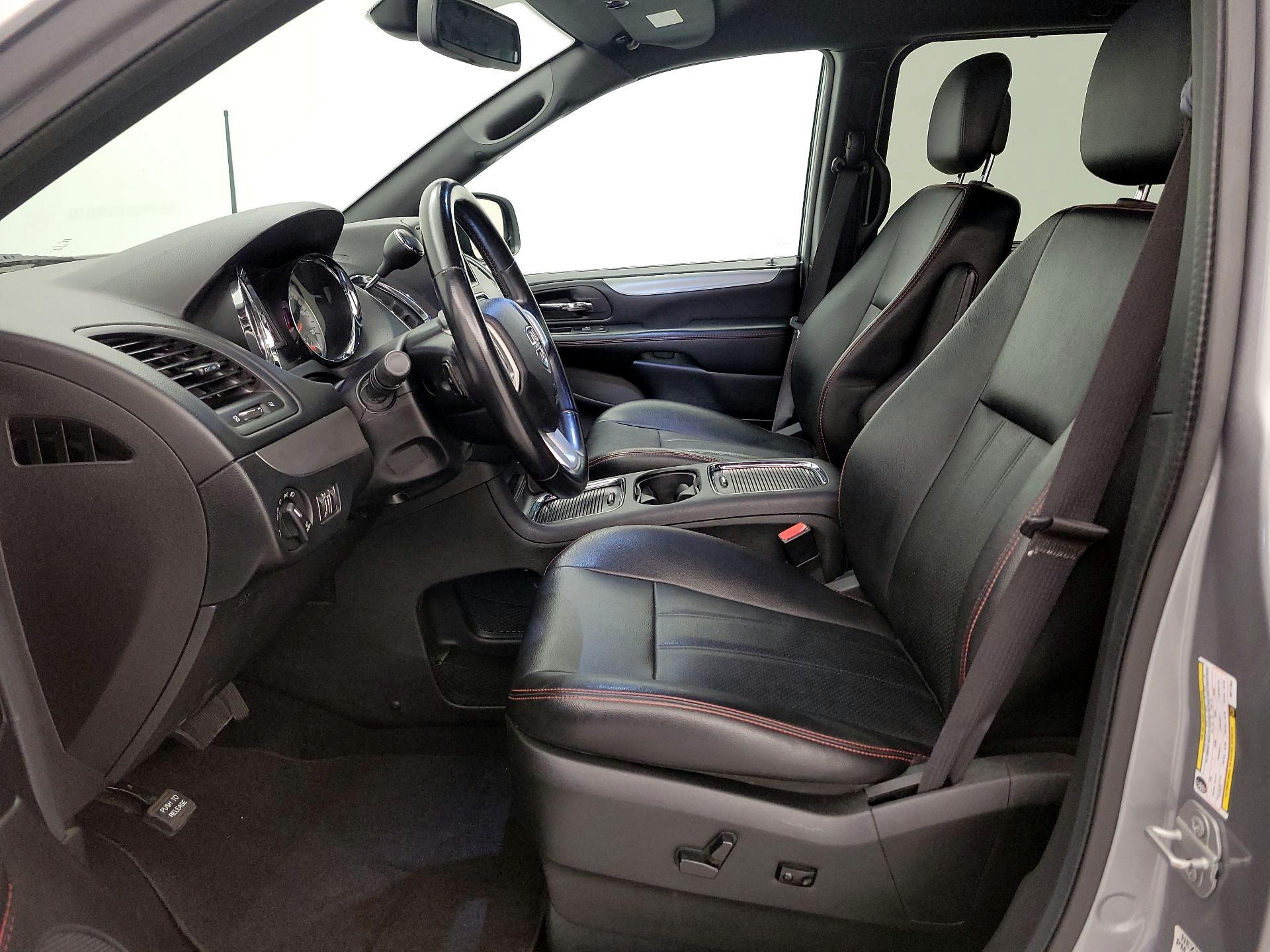 Thumbnail: 2019 Dodge Grand Caravan - 11