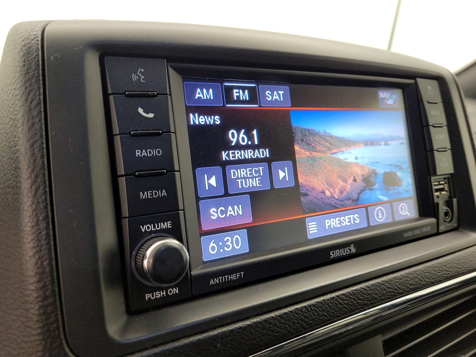 Thumbnail: 2019 Dodge Grand Caravan - 16