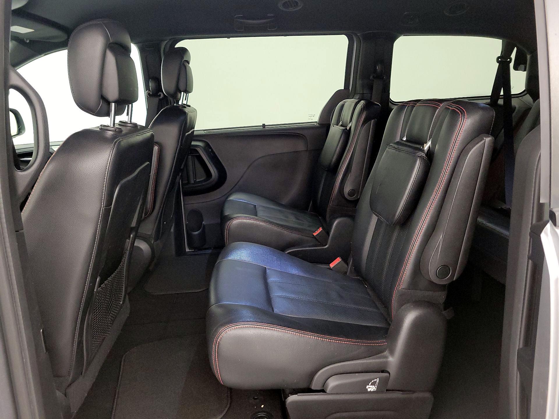 Thumbnail: 2019 Dodge Grand Caravan - 20