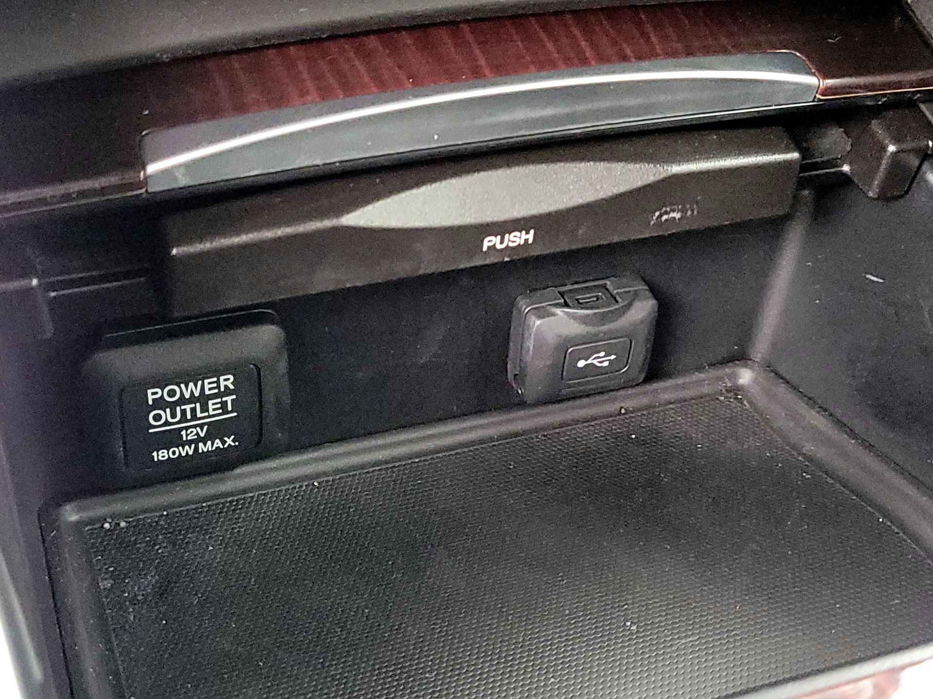 Thumbnail: 2015 Acura TLX - 19