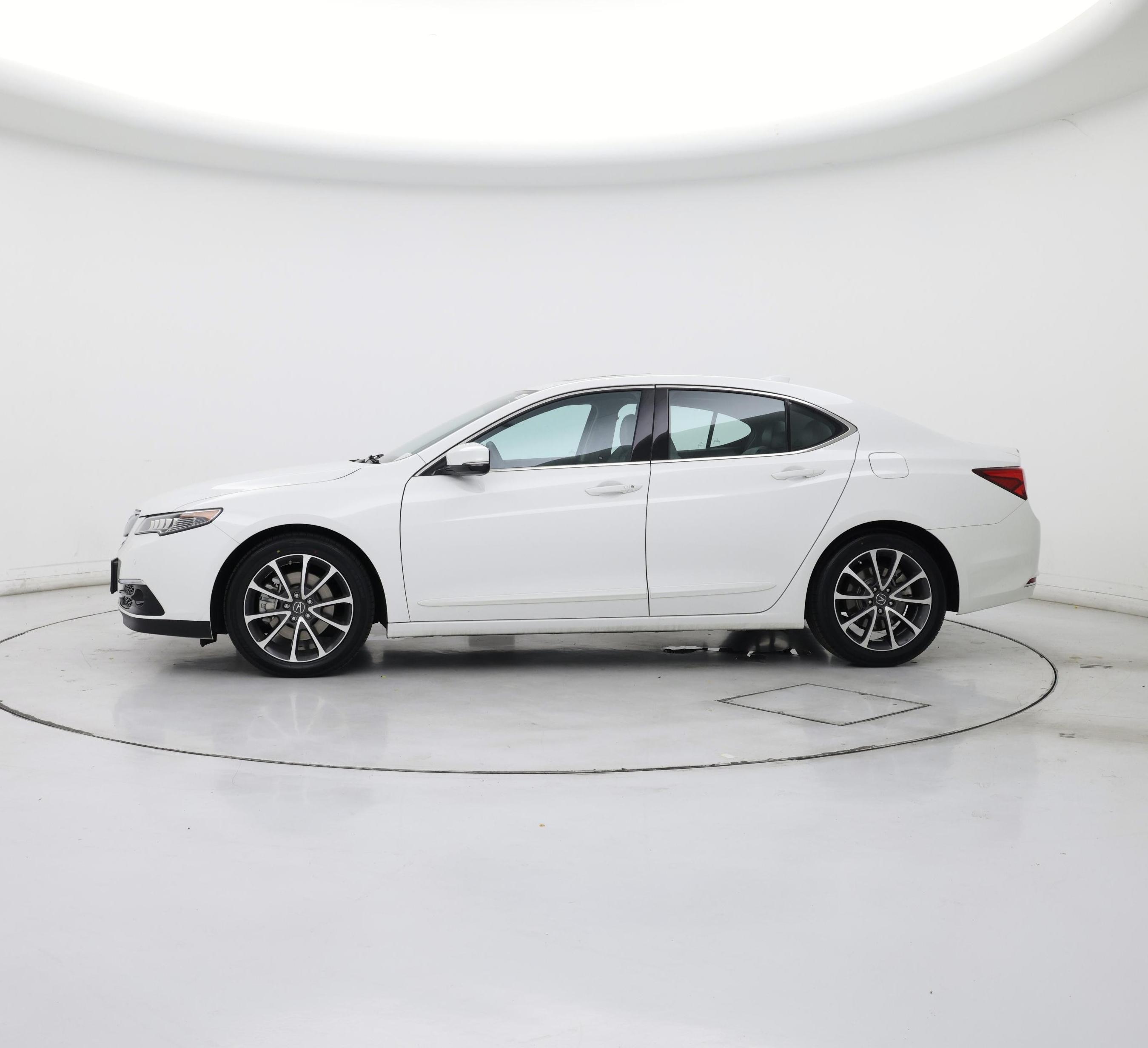 Thumbnail: 2015 Acura TLX - 3