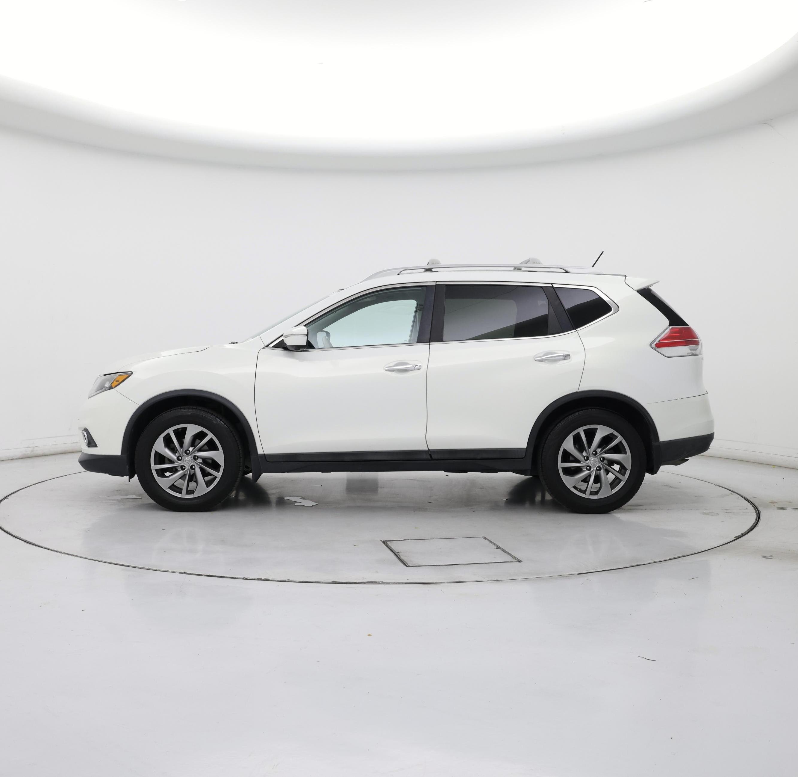 Thumbnail: 2014 Nissan Rogue - 3
