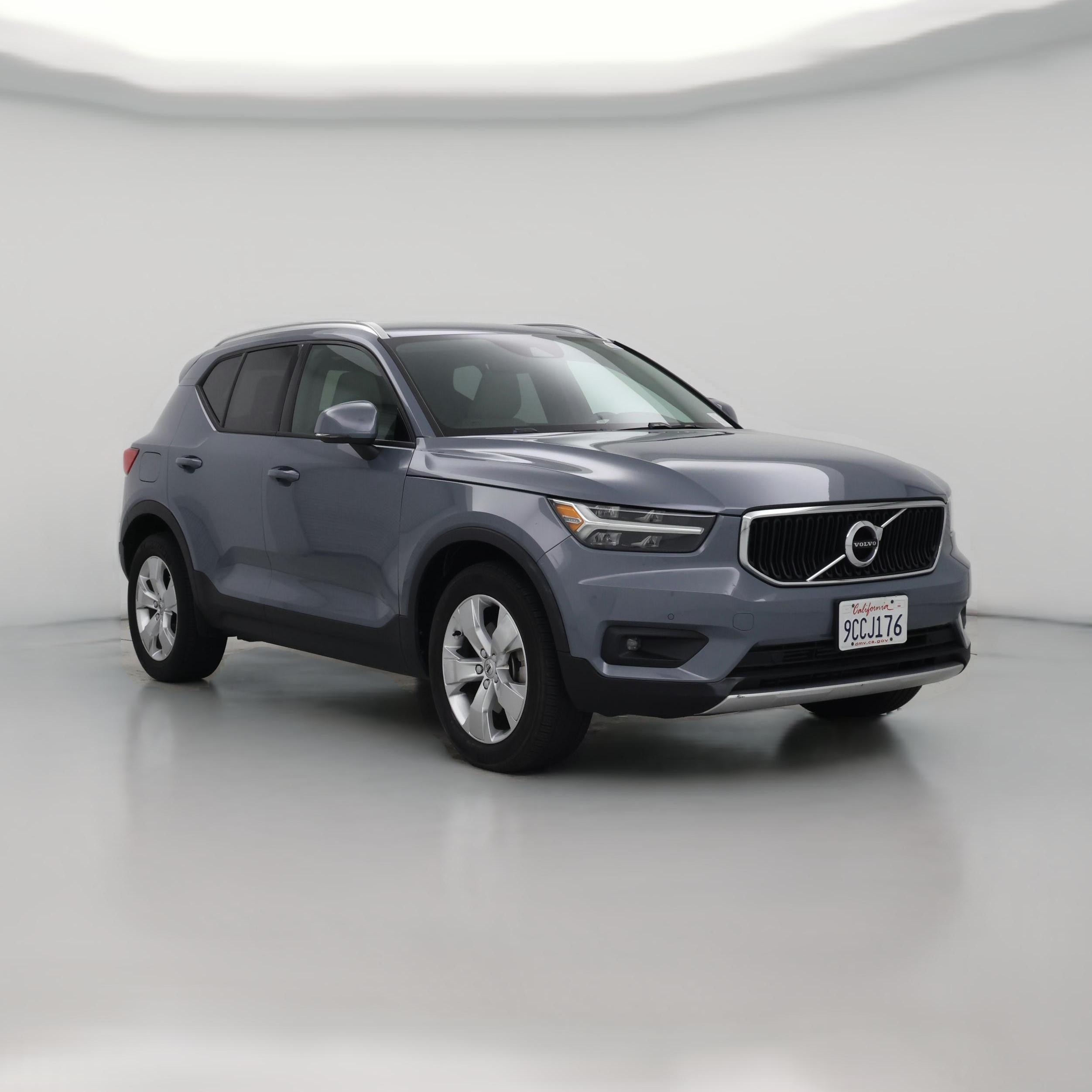 Thumbnail: 2021 Volvo XC40 - 1
