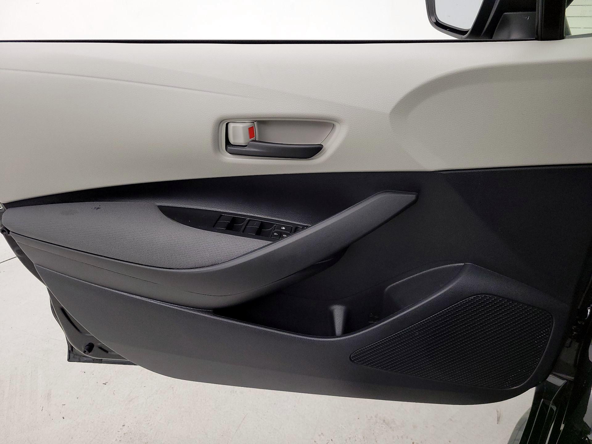 Thumbnail: 2022 Toyota Corolla - 12