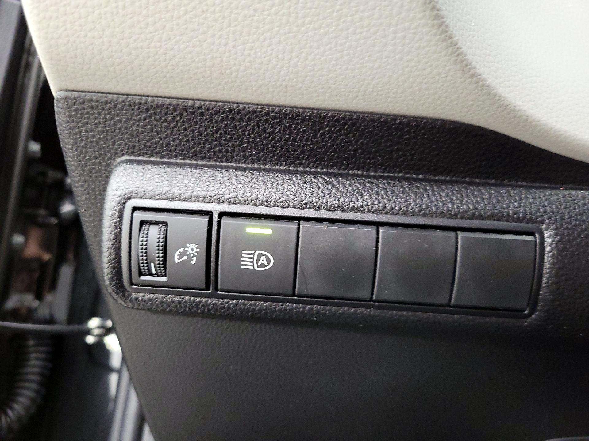 Thumbnail: 2022 Toyota Corolla - 13