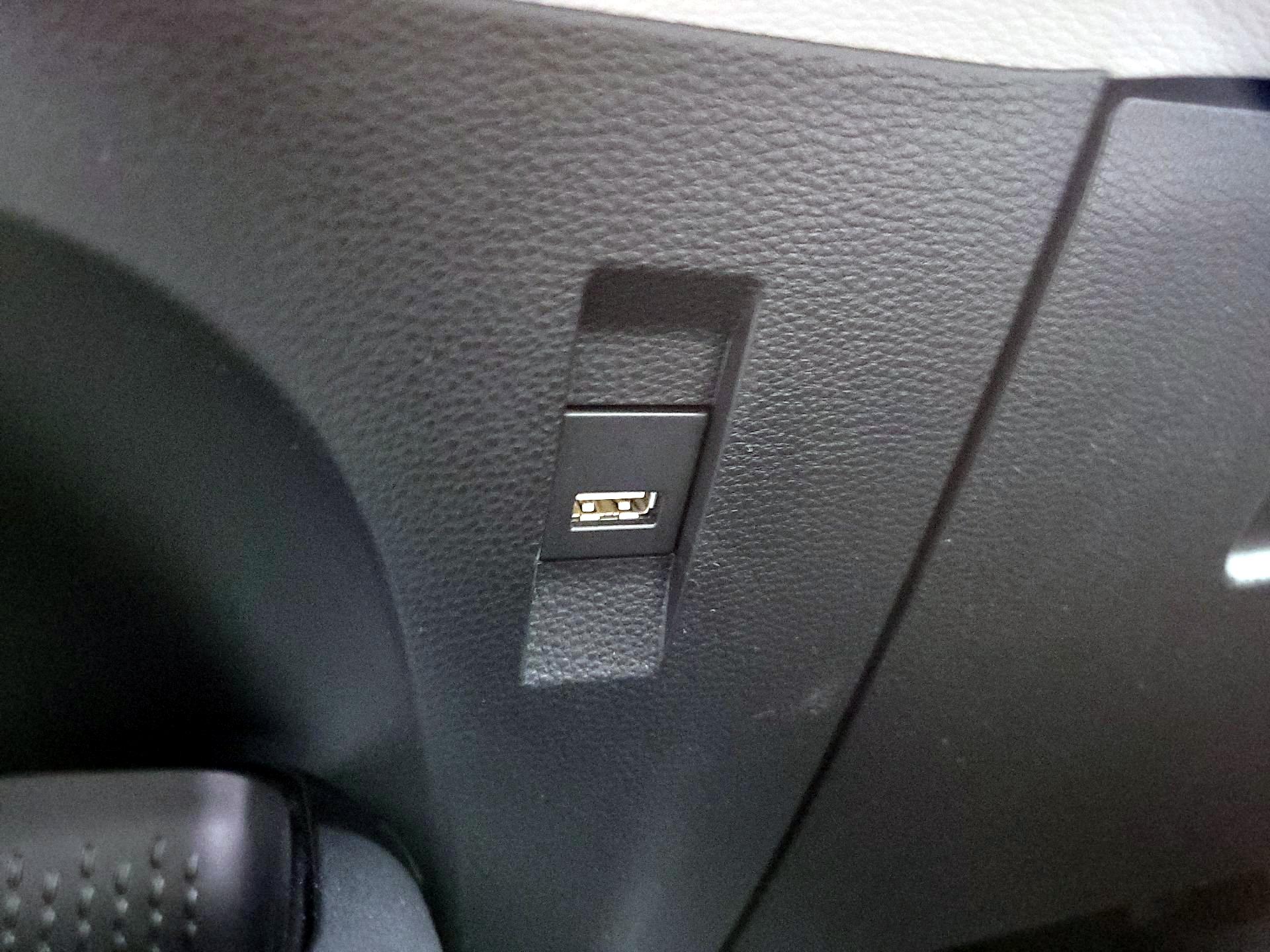 Thumbnail: 2022 Toyota Corolla - 18