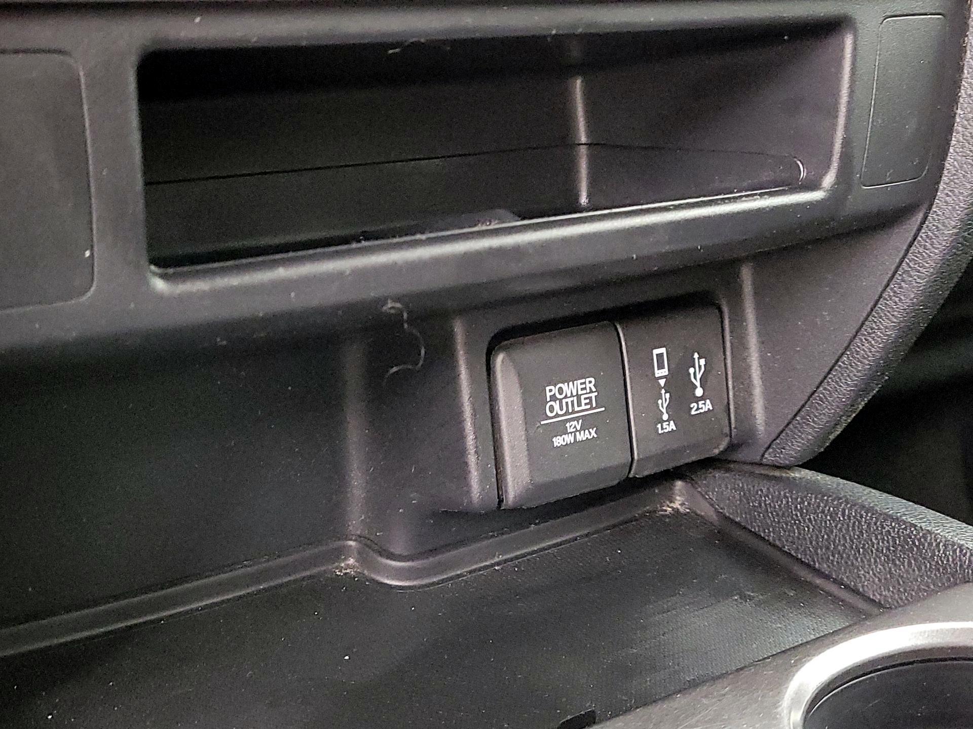 Thumbnail: 2018 Honda Pilot - 18