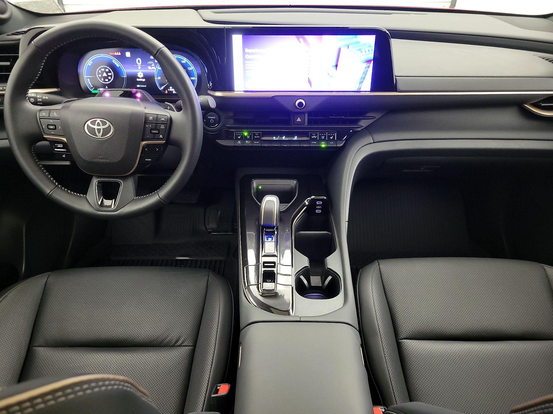 Thumbnail: 2025 Toyota Crown Signia - 9