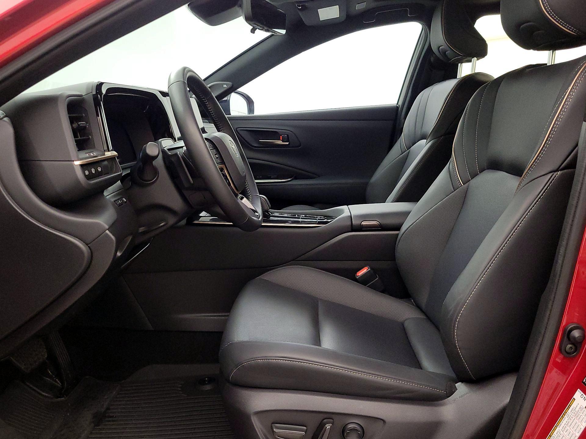 Thumbnail: 2025 Toyota Crown Signia - 11