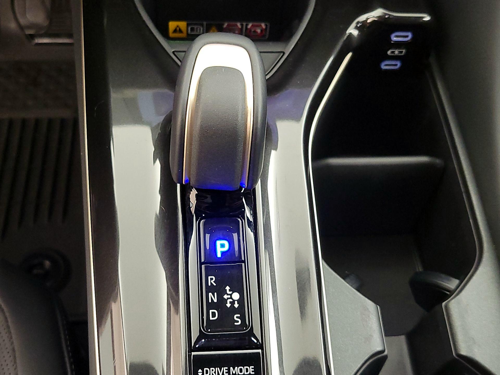 Thumbnail: 2025 Toyota Crown Signia - 17