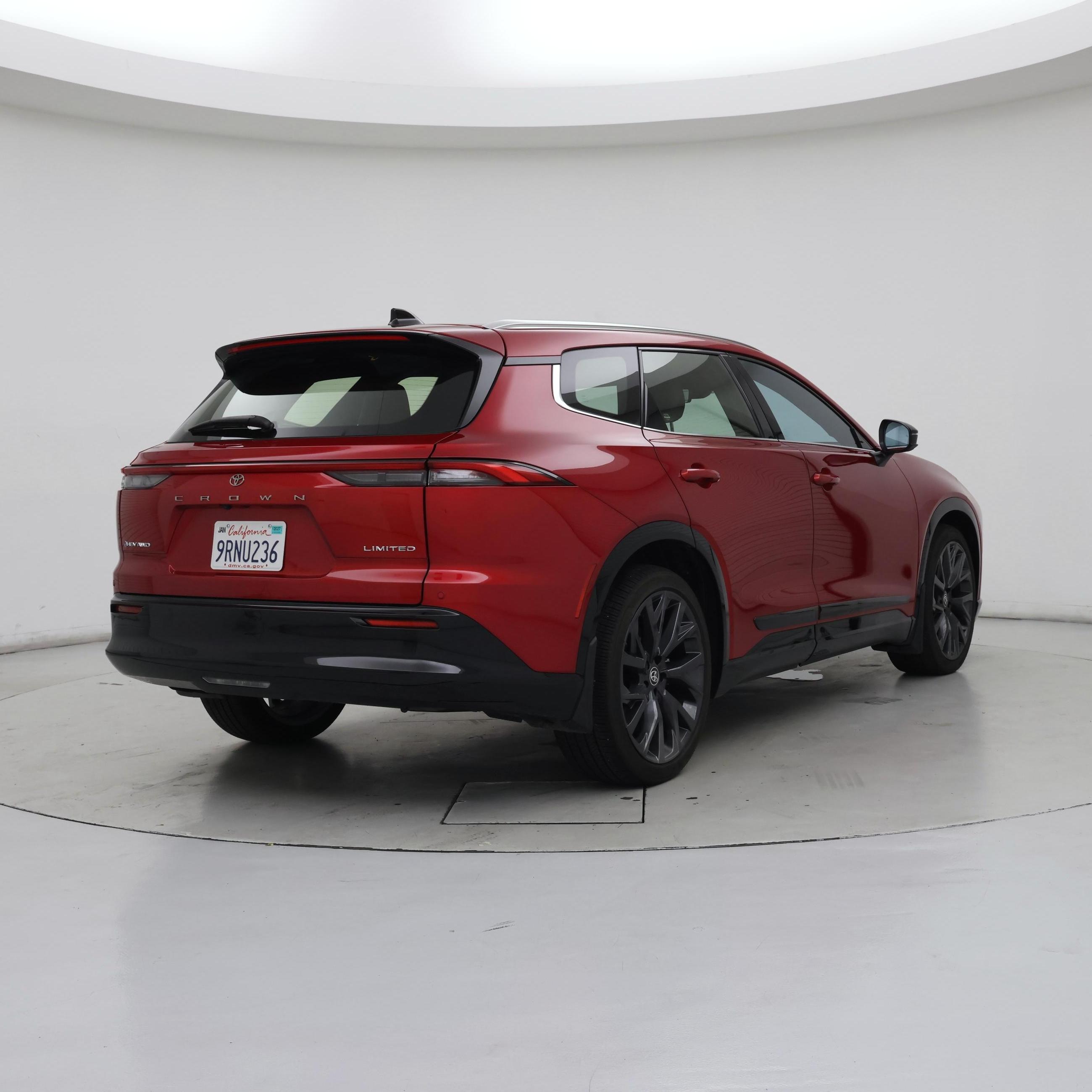 Thumbnail: 2025 Toyota Crown Signia - 8