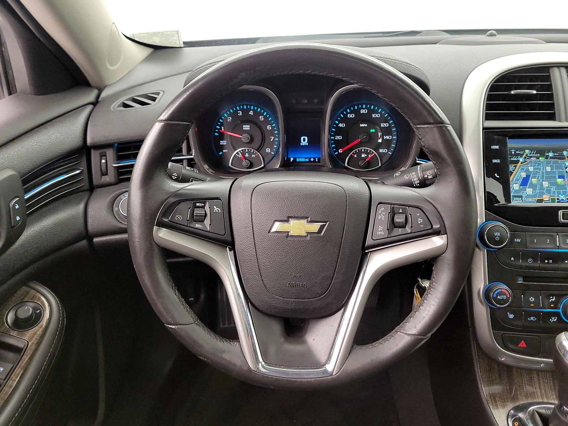Thumbnail: 2015 Chevrolet Malibu - 10