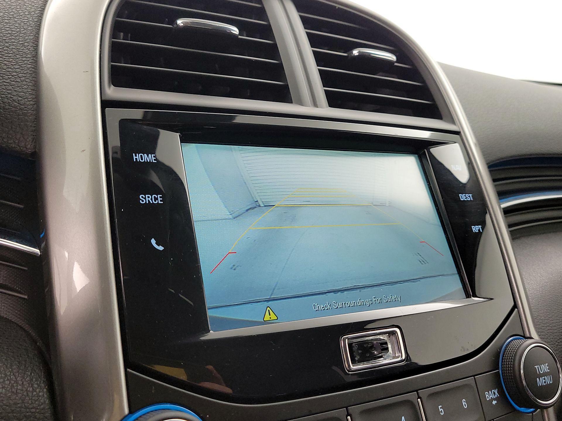 Thumbnail: 2015 Chevrolet Malibu - 15