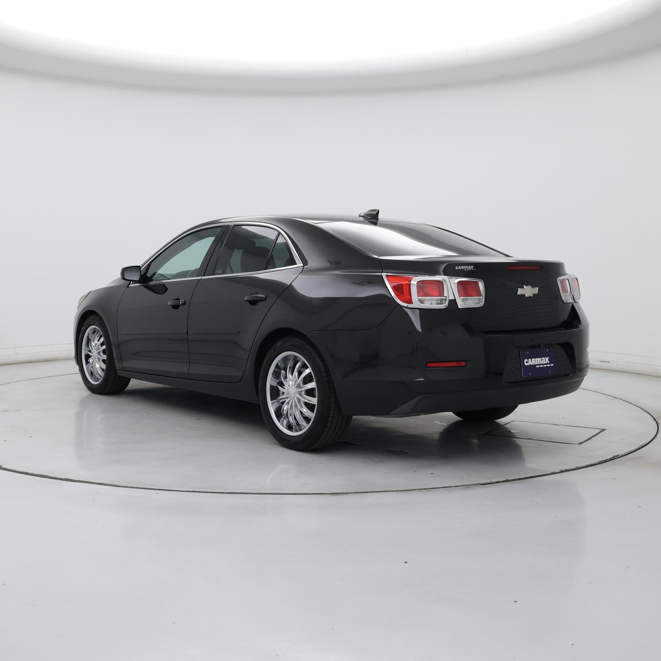Thumbnail: 2015 Chevrolet Malibu - 2