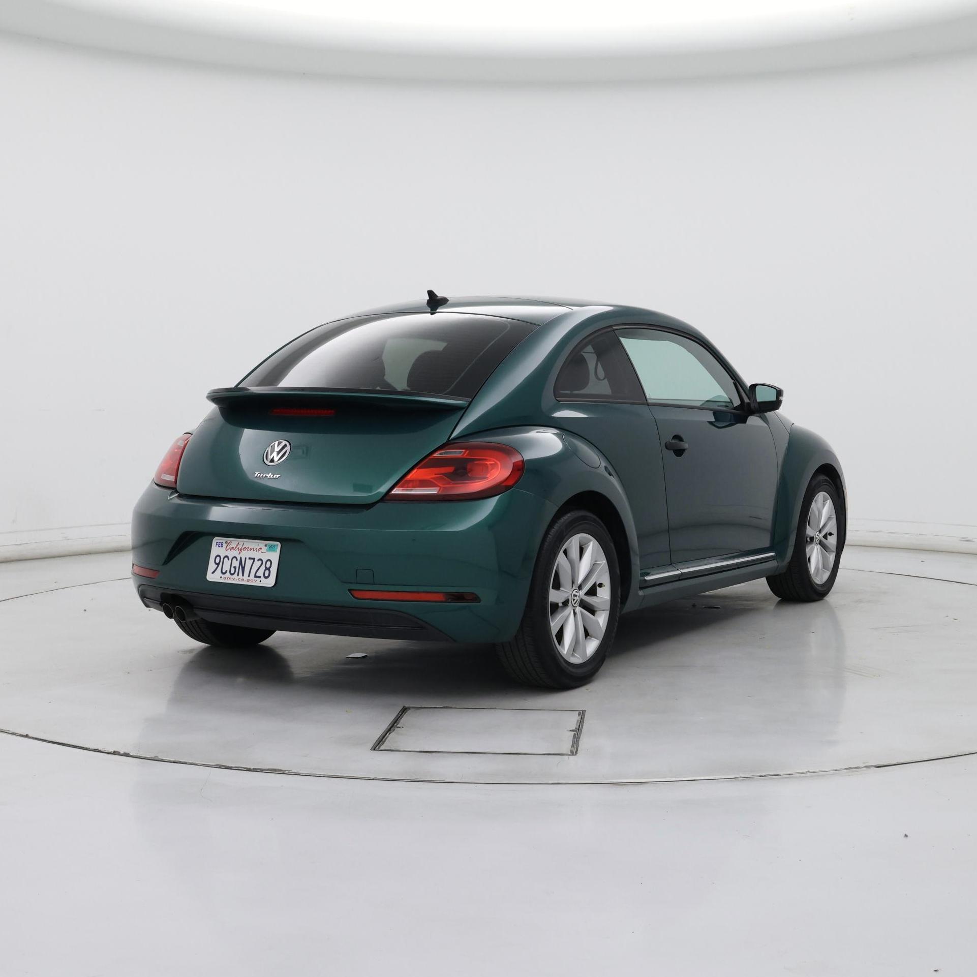 Thumbnail: 2017 Volkswagen Beetle - 8