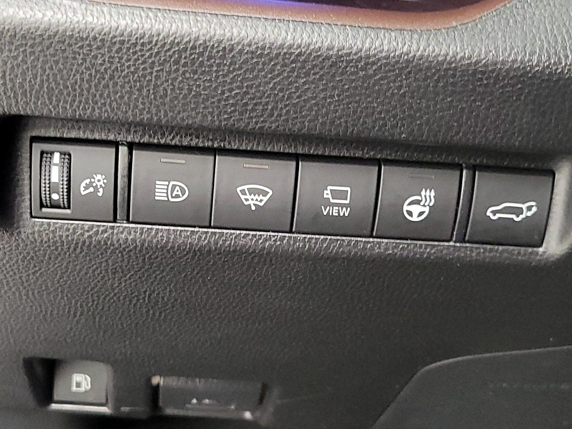 Thumbnail: 2021 Toyota RAV4 - 13