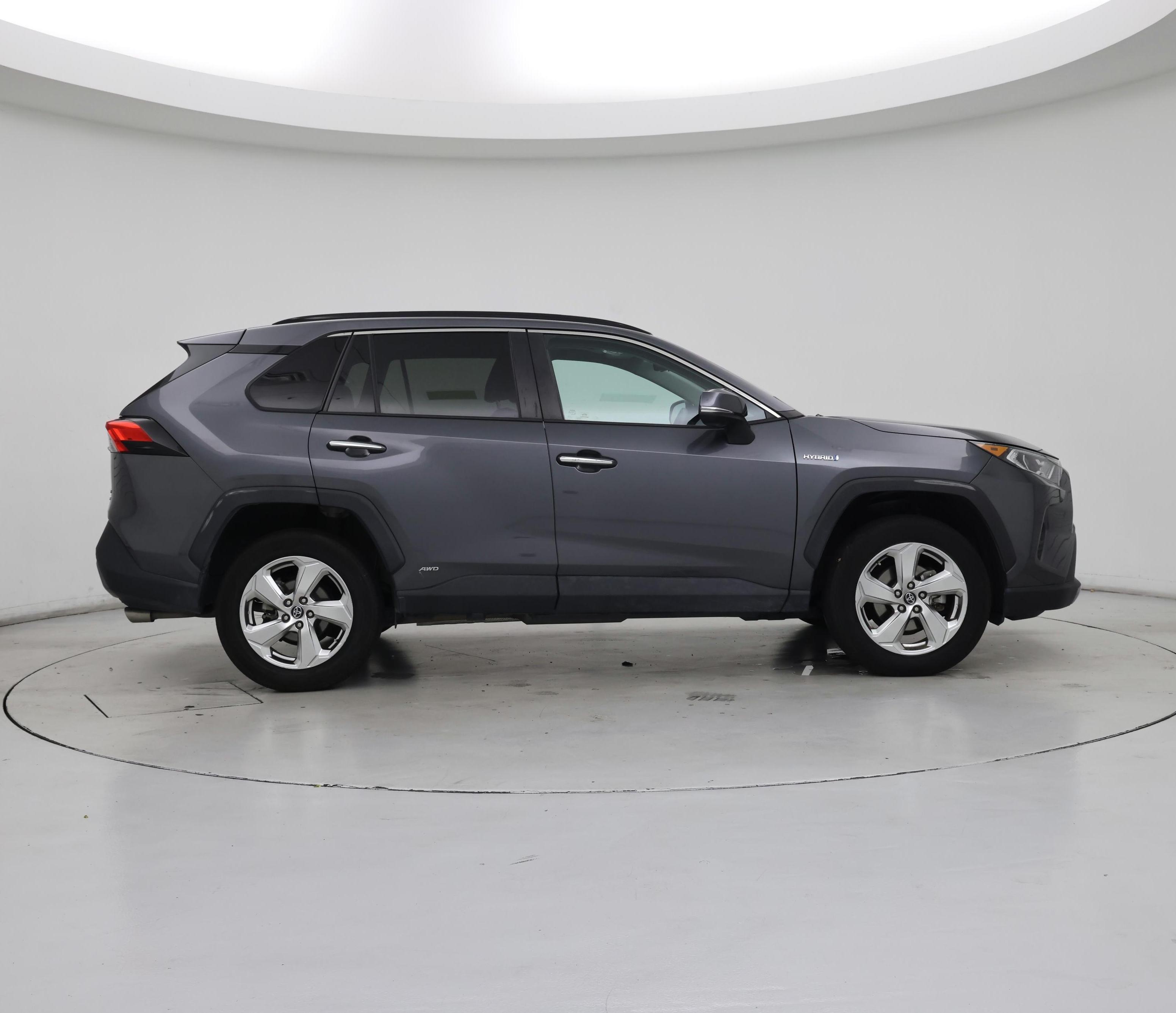 Thumbnail: 2021 Toyota RAV4 - 7