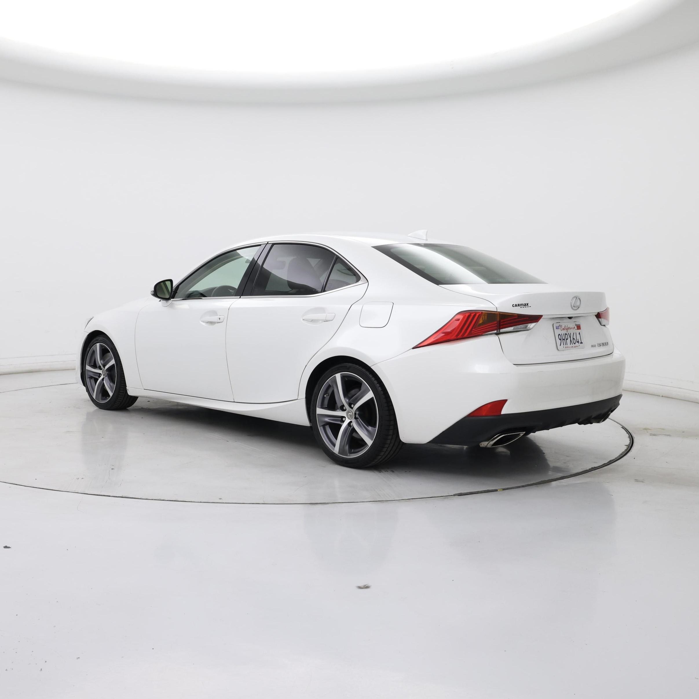 Thumbnail: 2018 Lexus IS - 2