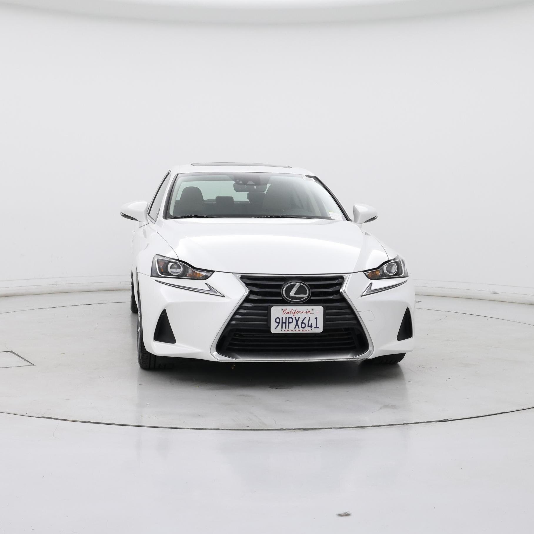 Thumbnail: 2018 Lexus IS - 5