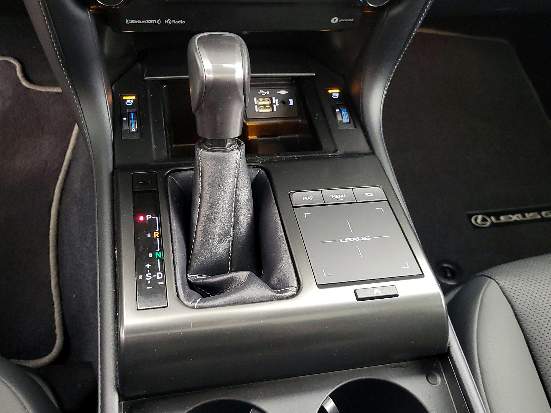 Thumbnail: 2022 Lexus GX - 18