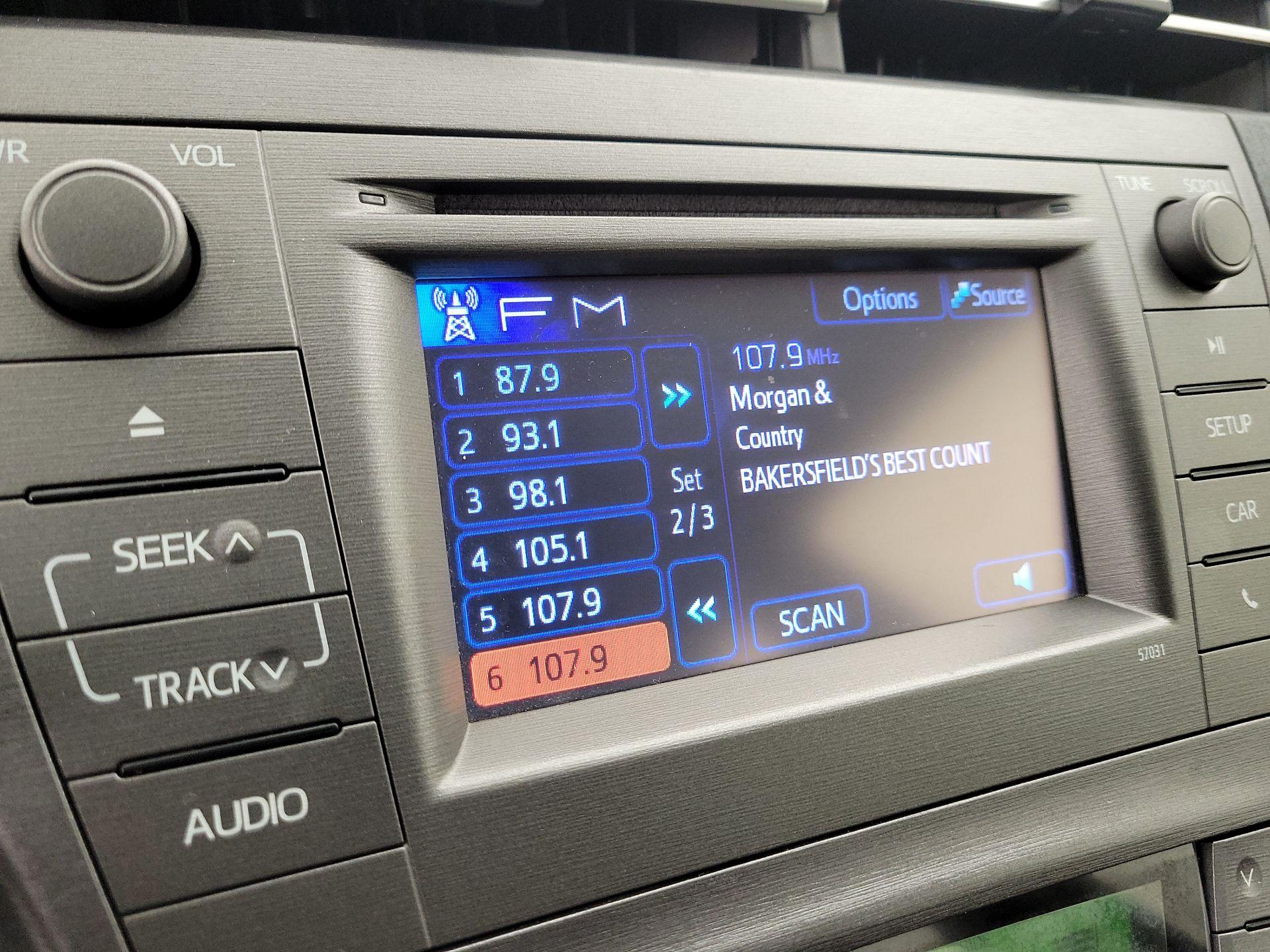 Thumbnail: 2014 Toyota Prius - 14