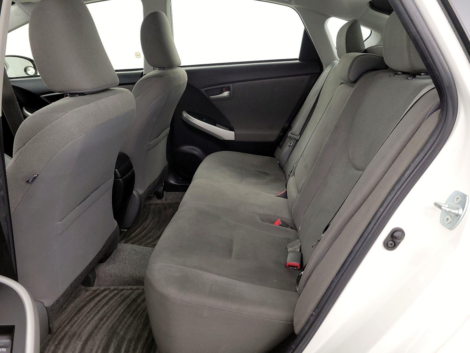 Thumbnail: 2014 Toyota Prius - 18