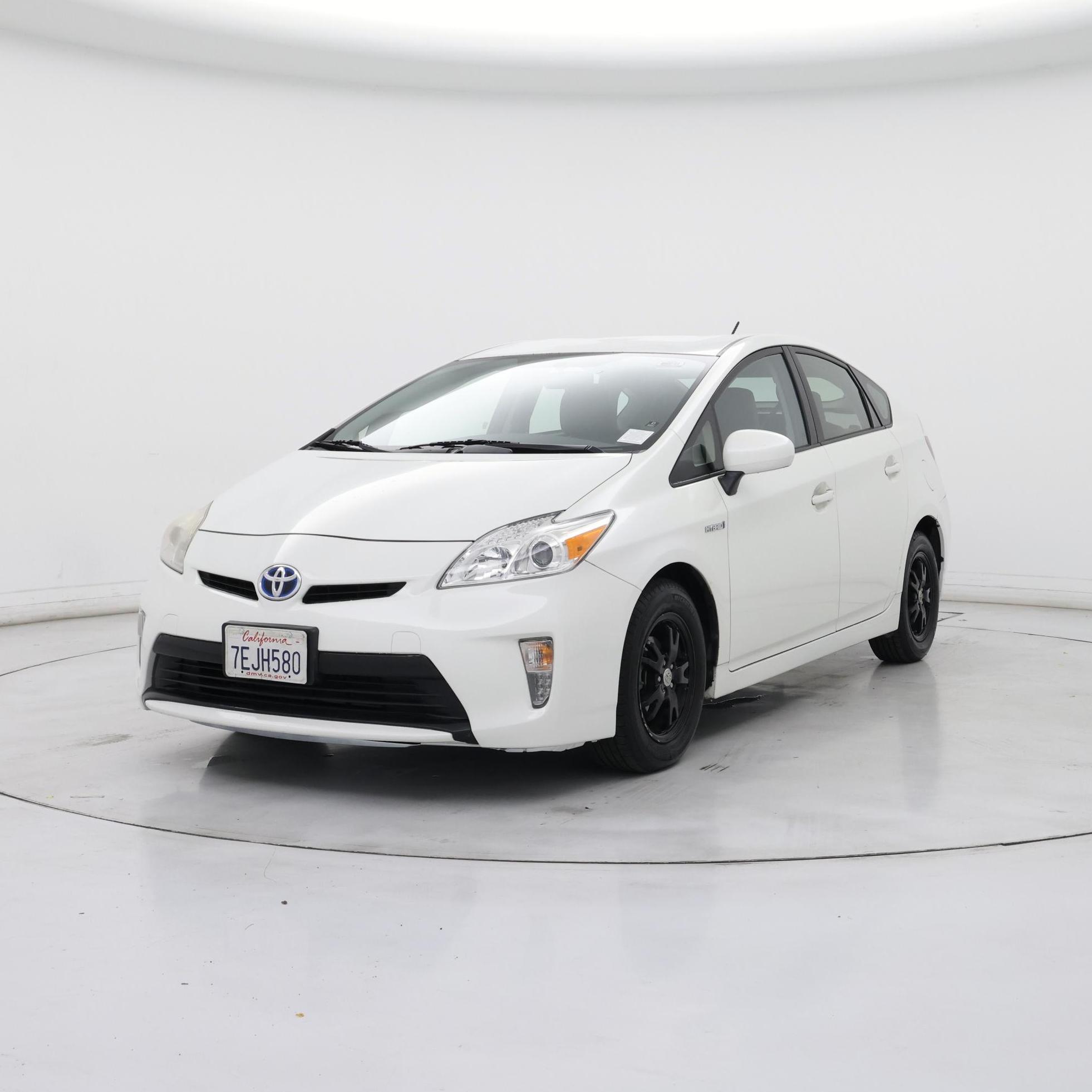 Thumbnail: 2014 Toyota Prius - 4