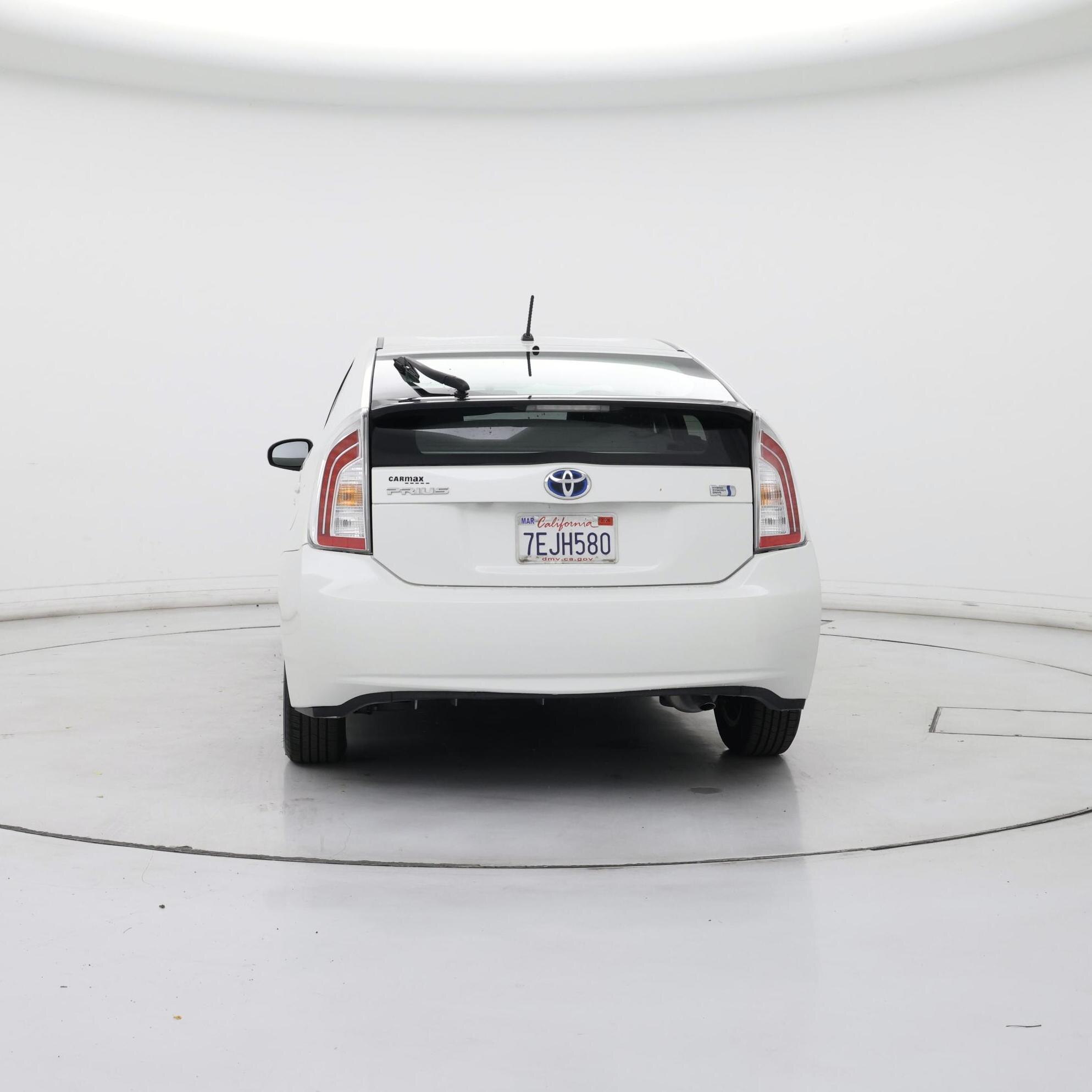 Thumbnail: 2014 Toyota Prius - 6
