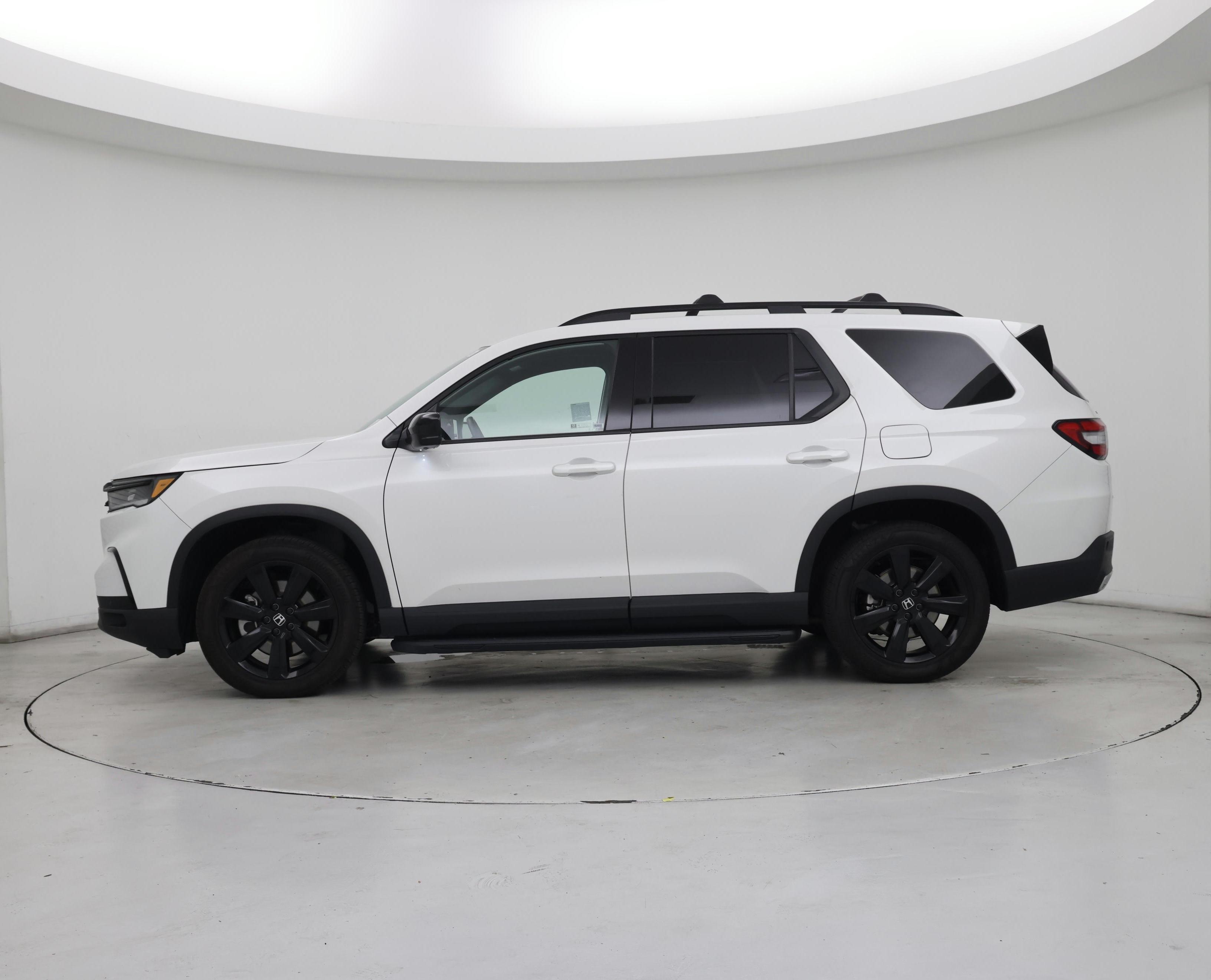 Thumbnail: 2025 Honda Pilot - 3