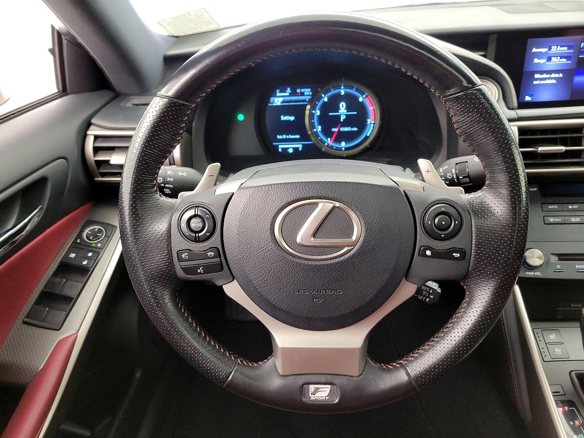 Thumbnail: 2016 Lexus IS - 10