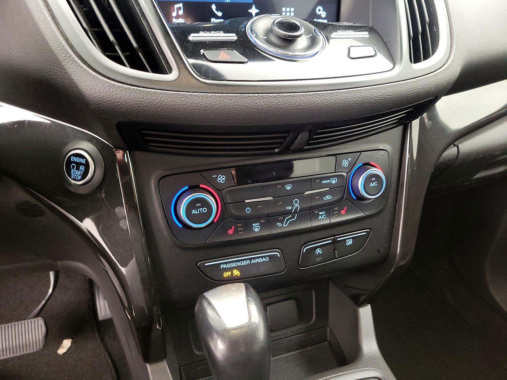 Thumbnail: 2017 Ford Escape - 17