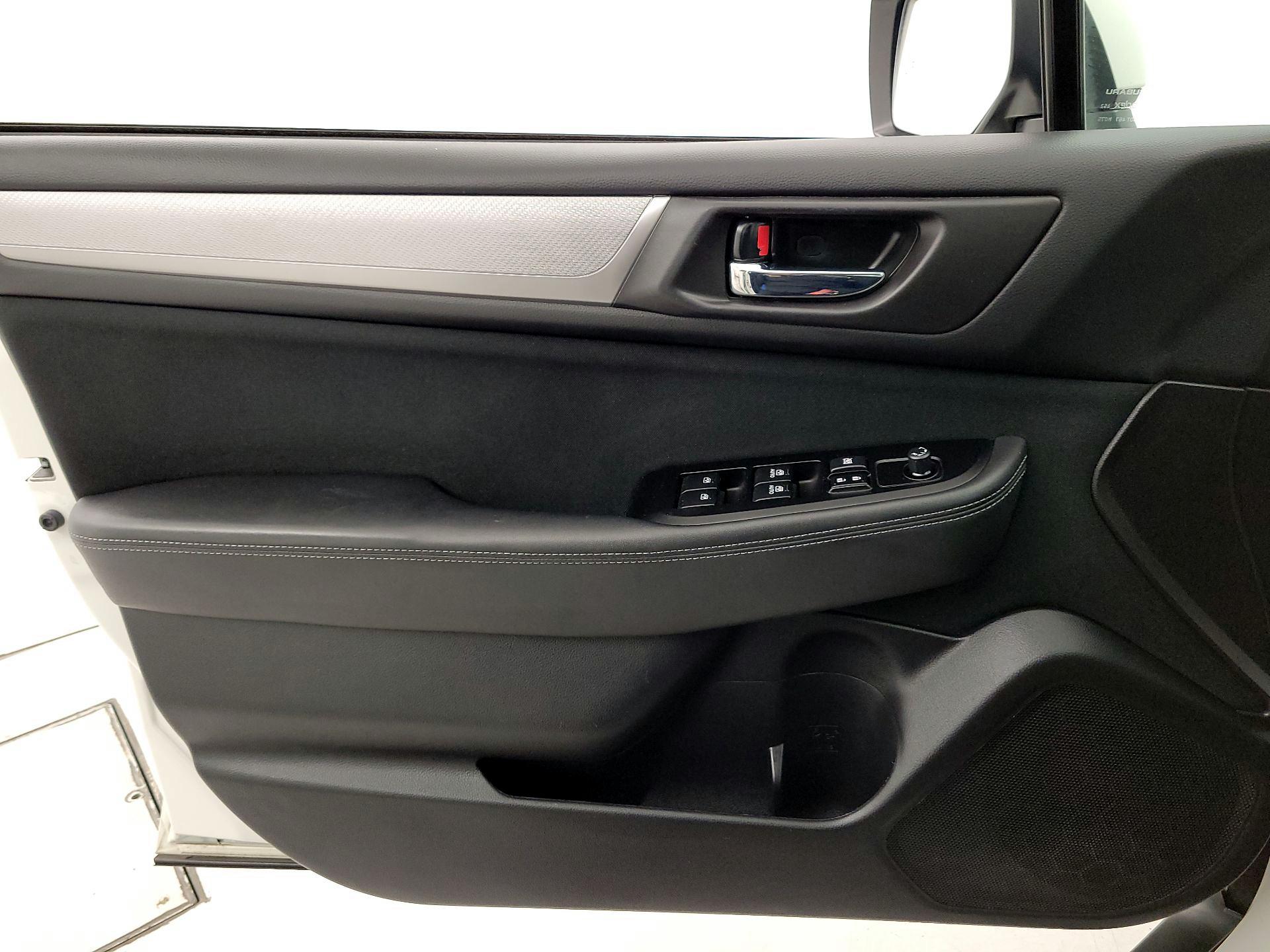 Thumbnail: 2017 Subaru Outback - 12