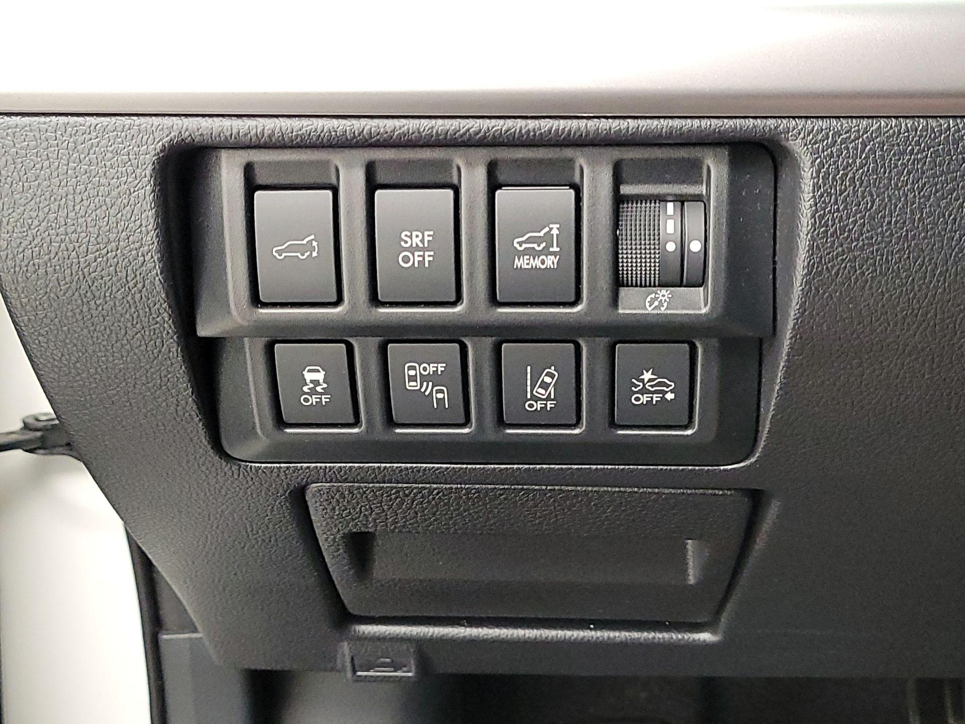 Thumbnail: 2017 Subaru Outback - 13