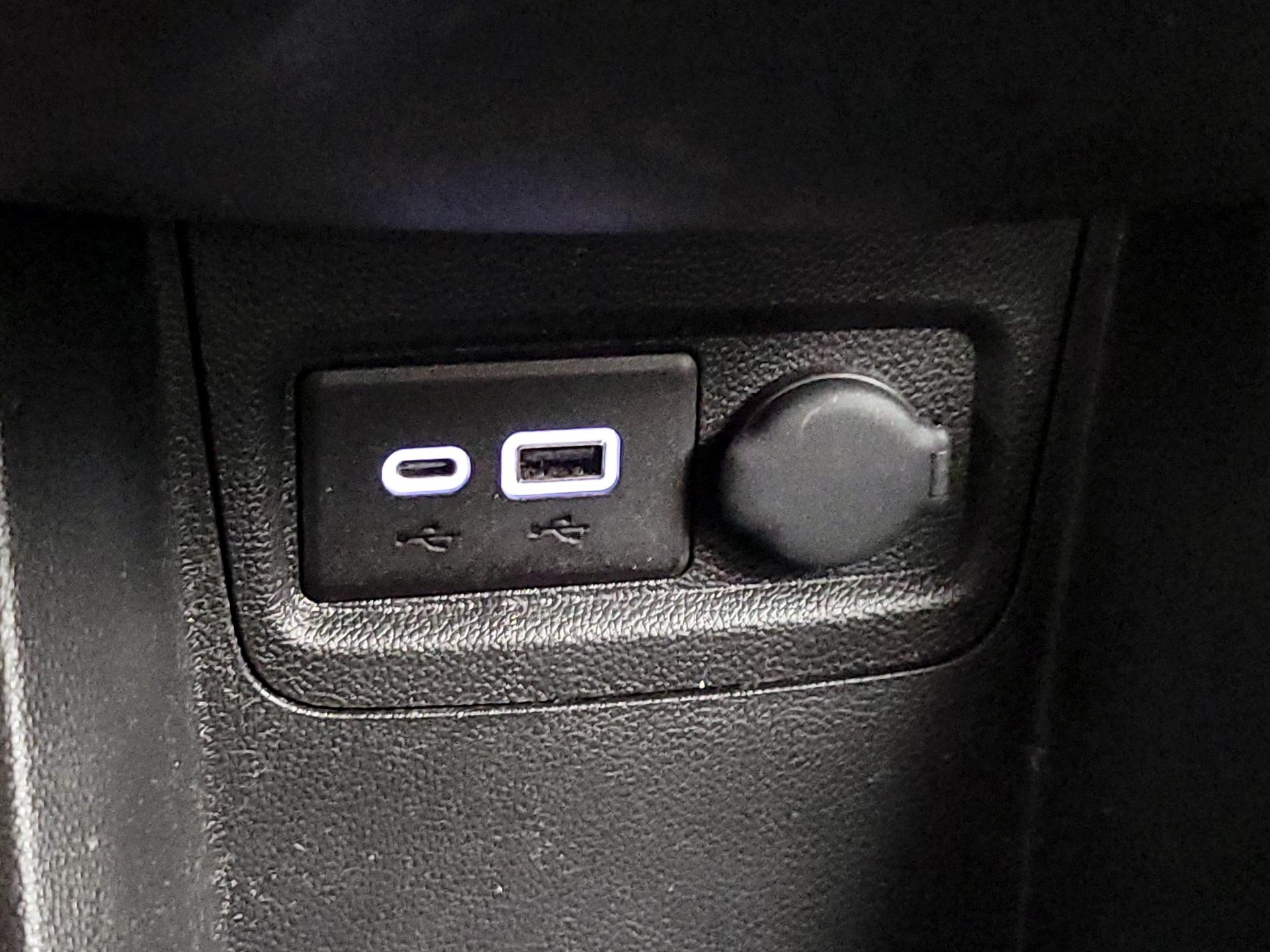 Thumbnail: 2022 Chevrolet Spark - 18