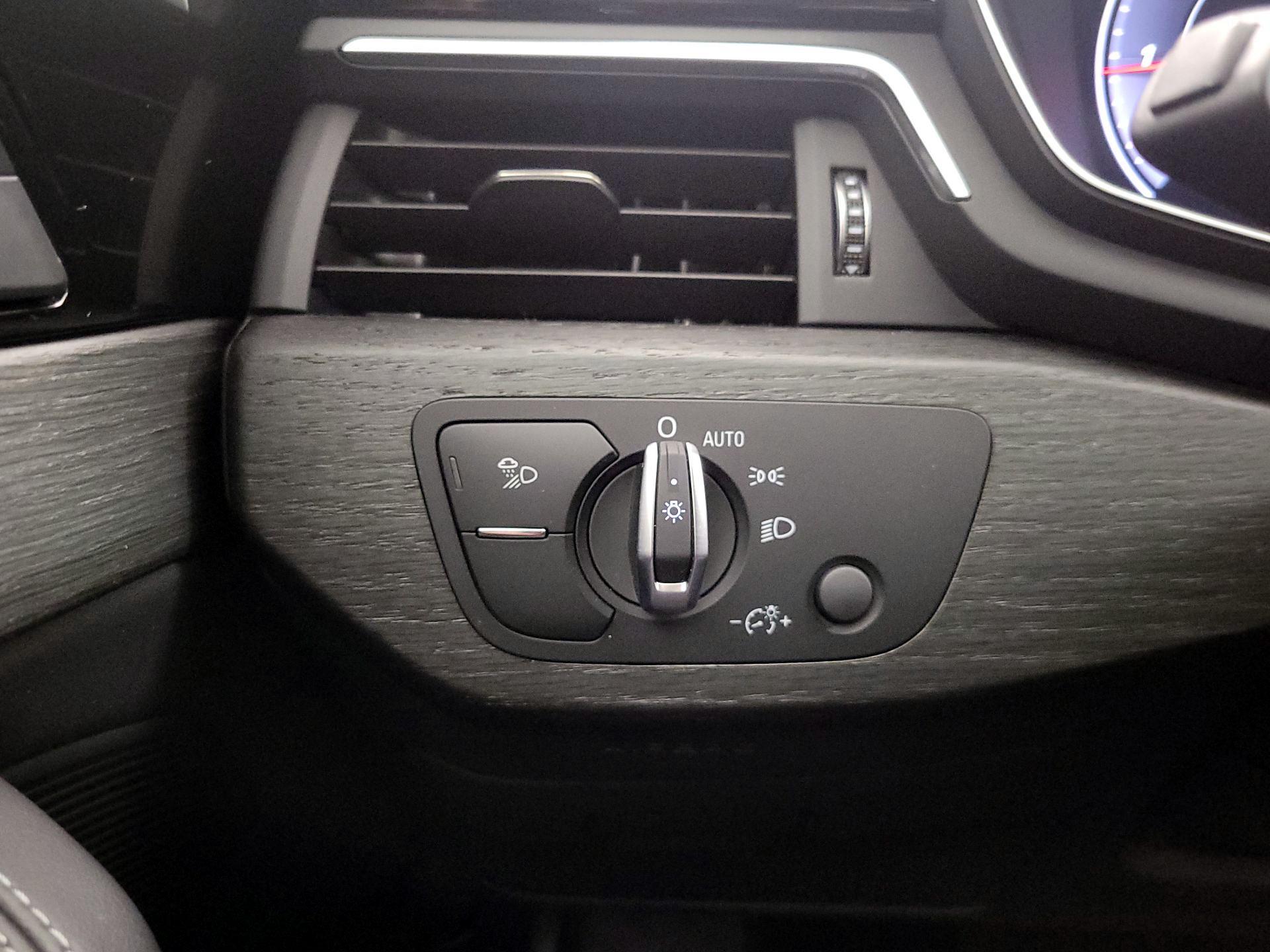 Thumbnail: 2020 Audi A4 - 13