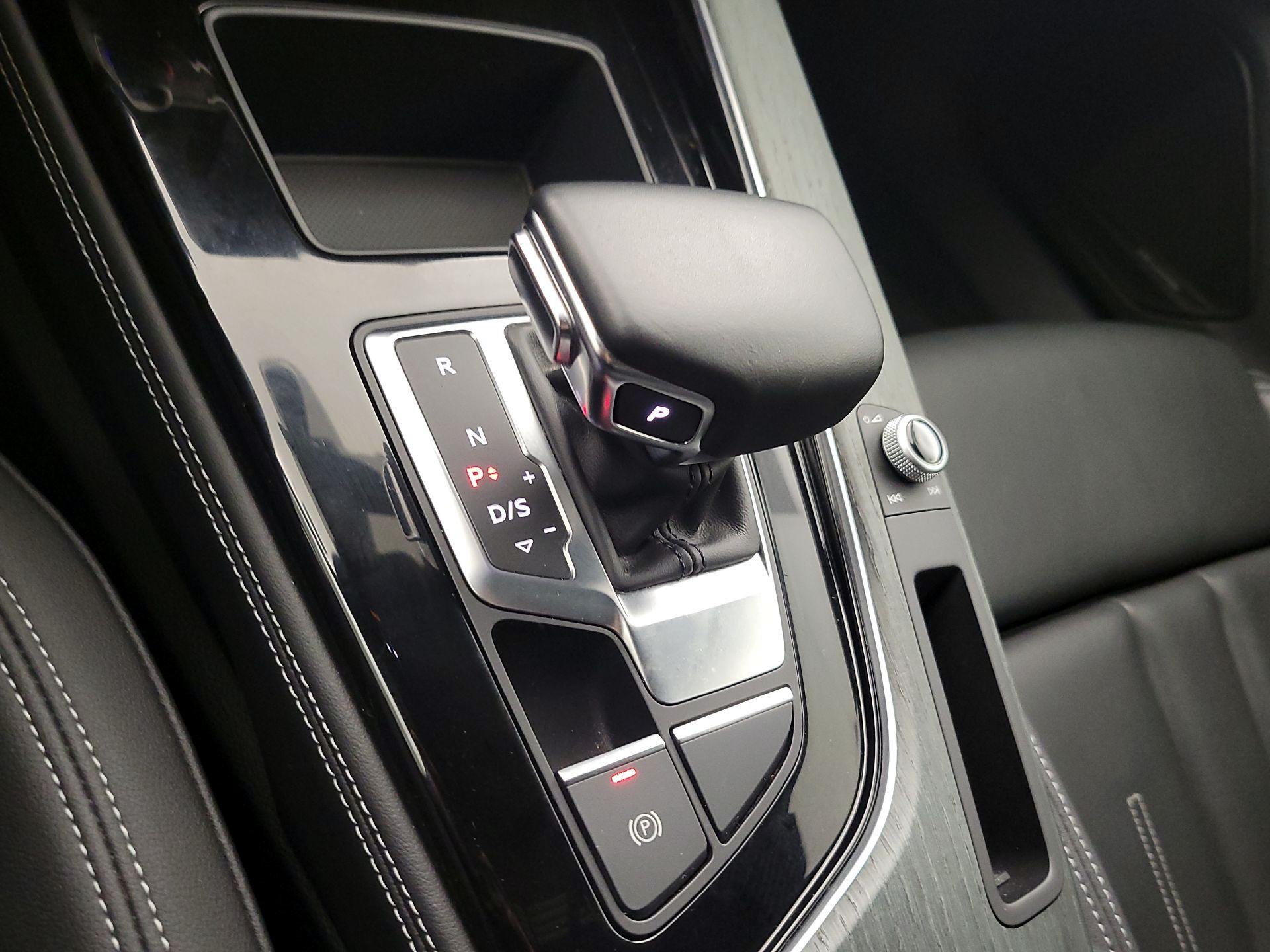 Thumbnail: 2020 Audi A4 - 17