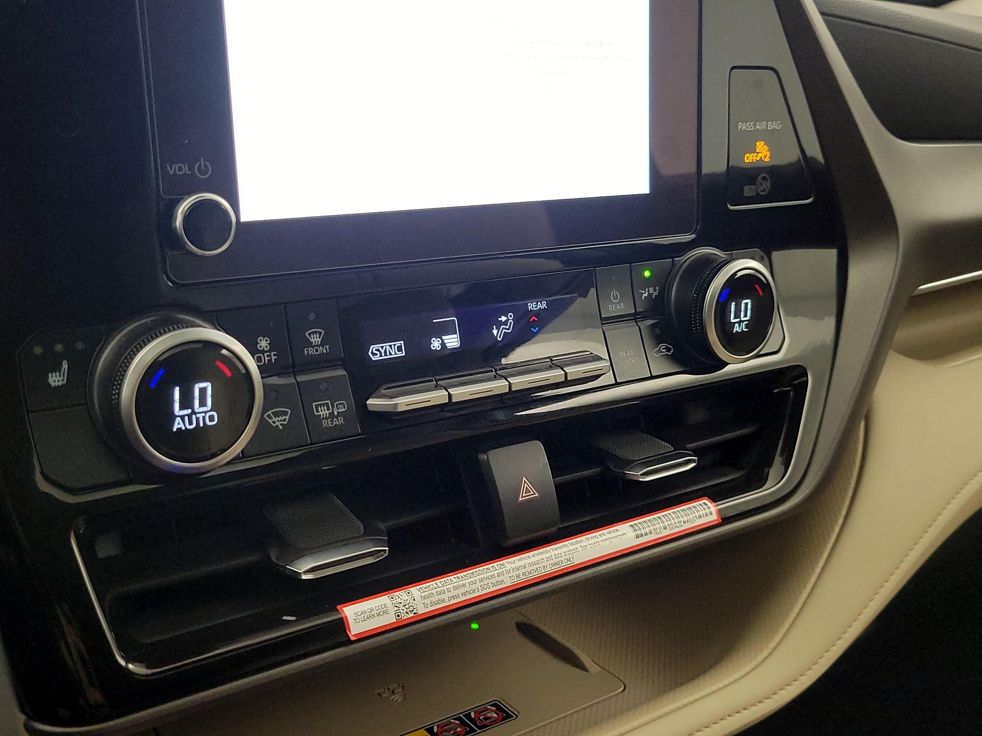 Thumbnail: 2025 Toyota Highlander - 17