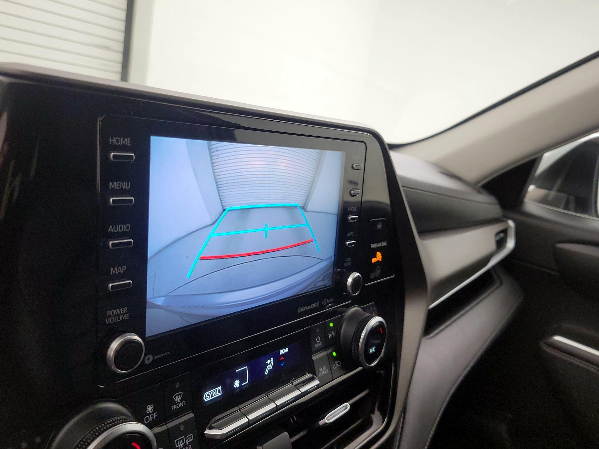 Thumbnail: 2020 Toyota Highlander - 15