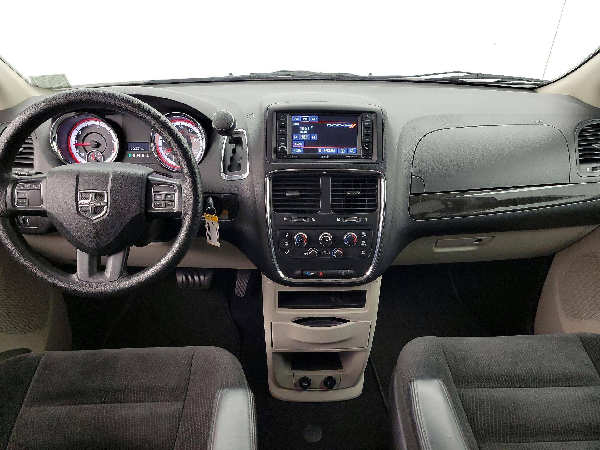 Thumbnail: 2019 Dodge Grand Caravan - 9