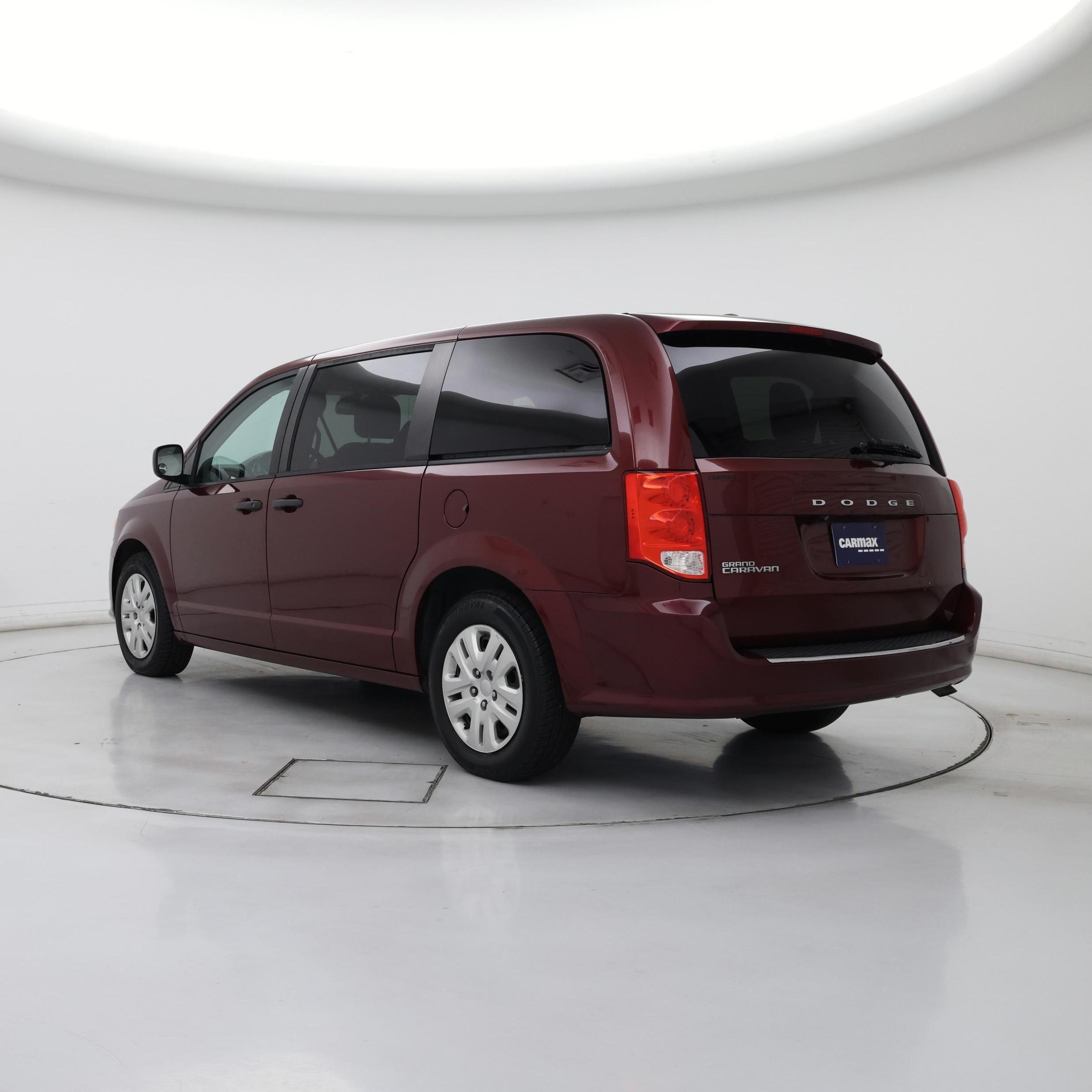 Thumbnail: 2019 Dodge Grand Caravan - 2