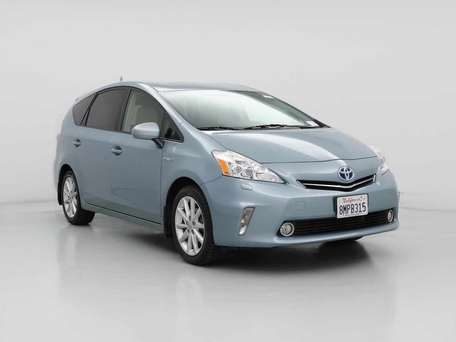 2014 Toyota Prius v Five