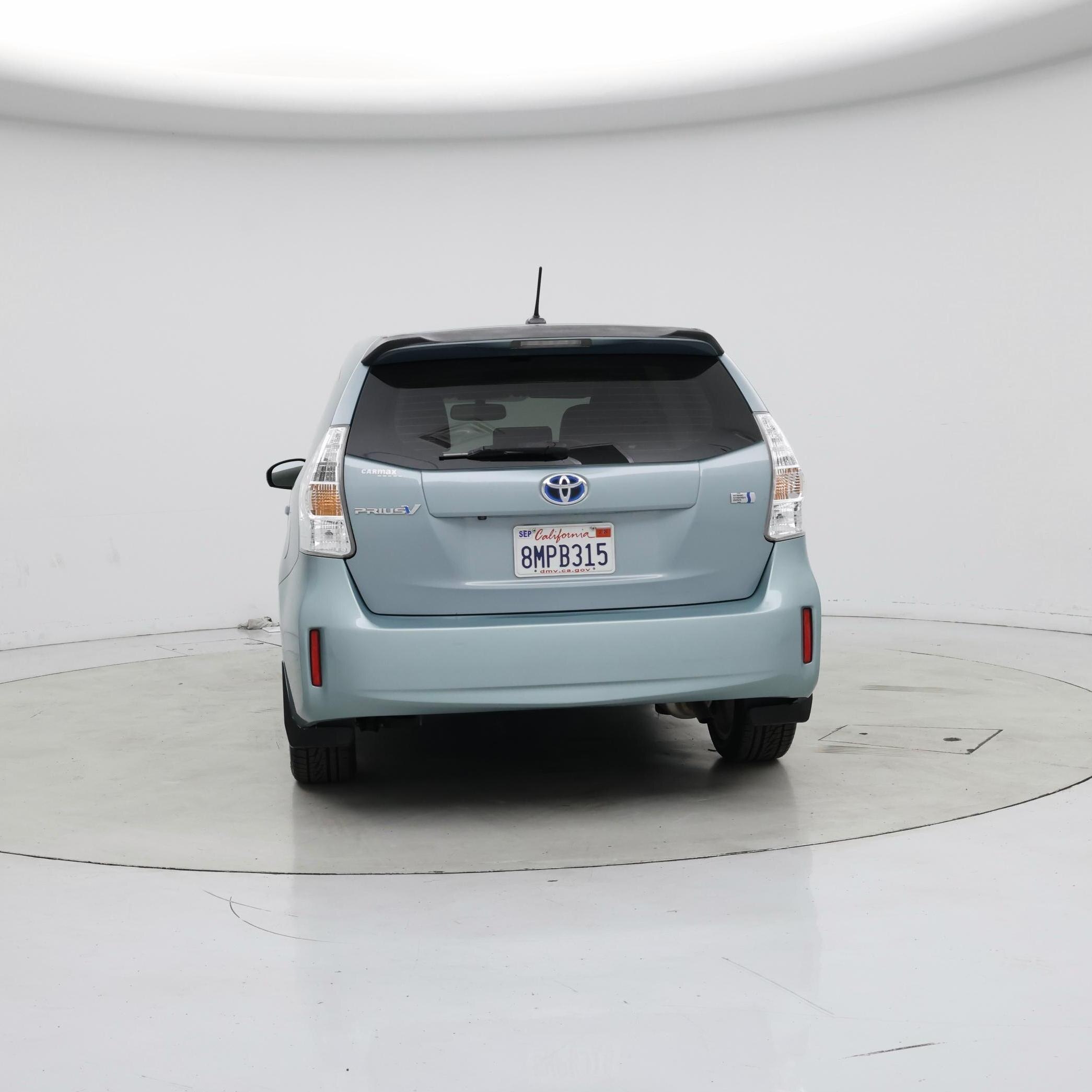 Thumbnail: 2014 Toyota Prius v - 6