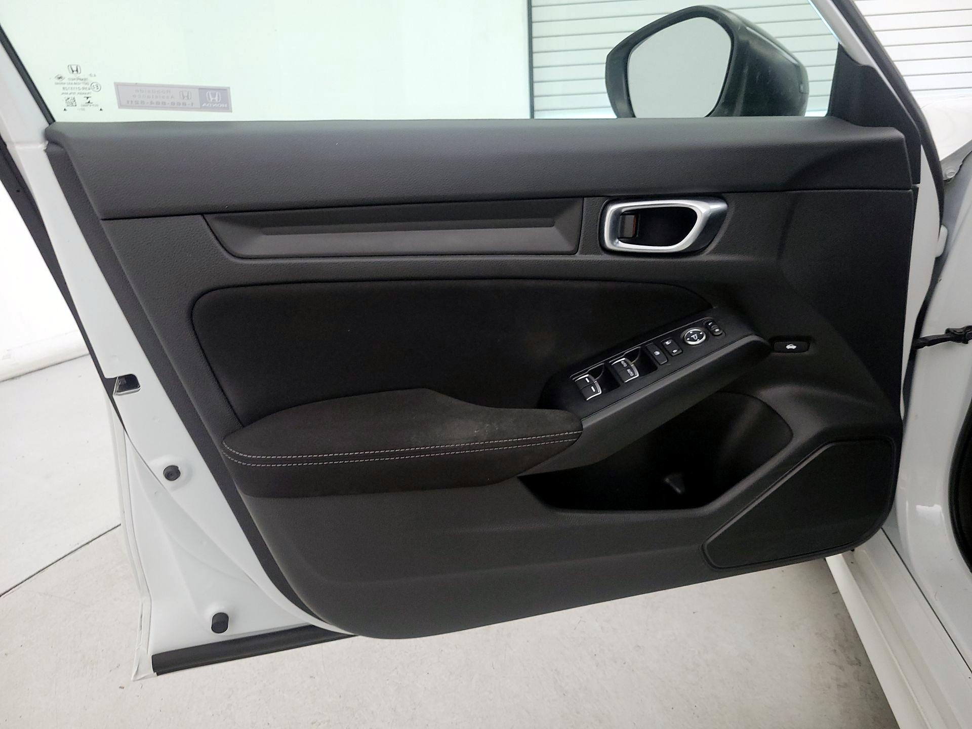 Thumbnail: 2023 Honda Civic - 12