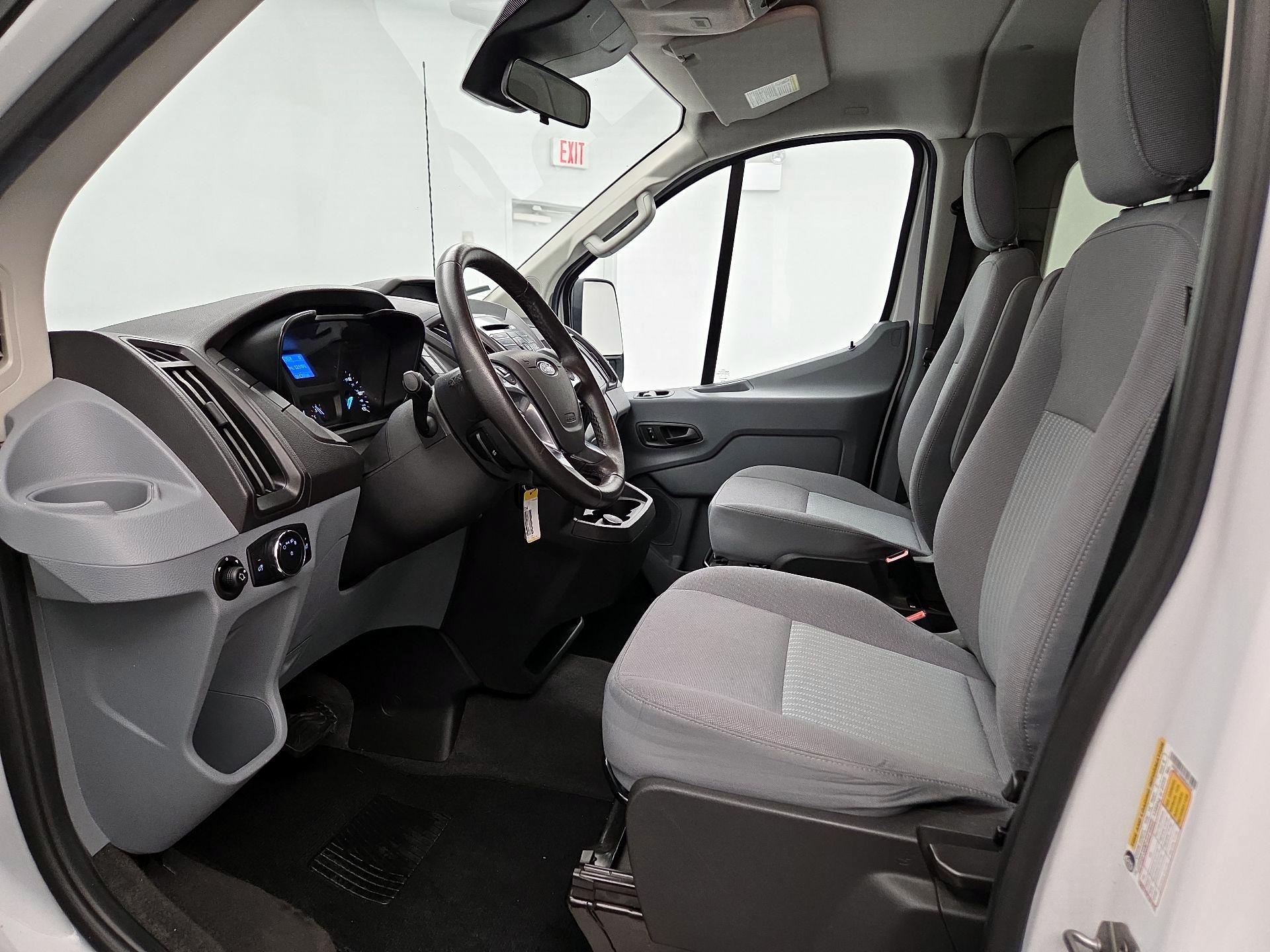 Thumbnail: 2017 Ford Transit Series - 11