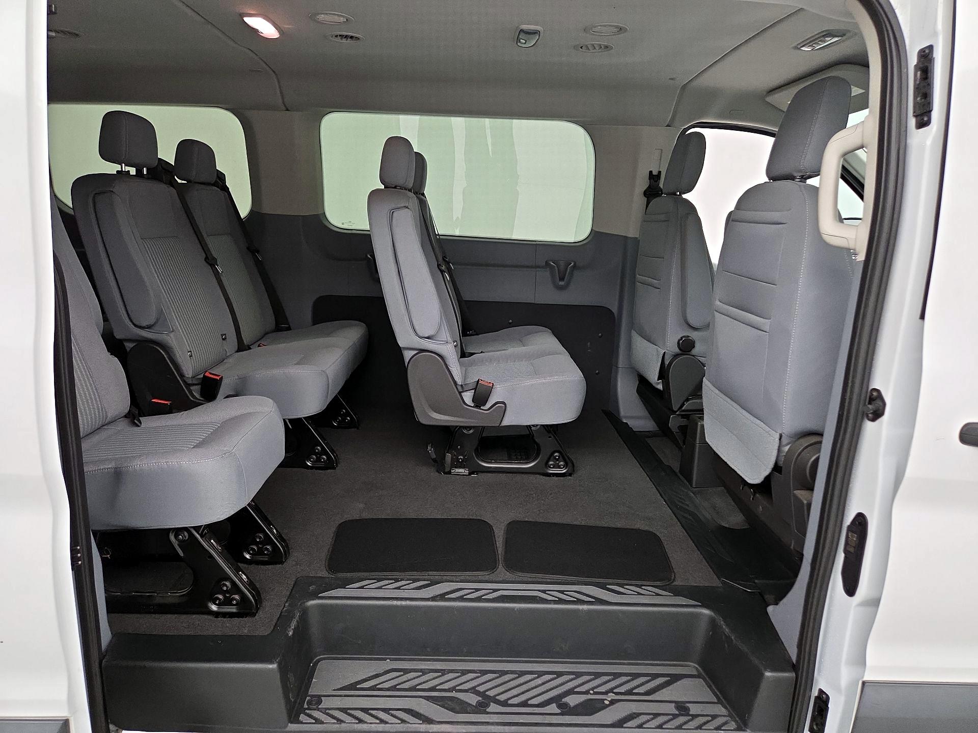 Thumbnail: 2017 Ford Transit Series - 19