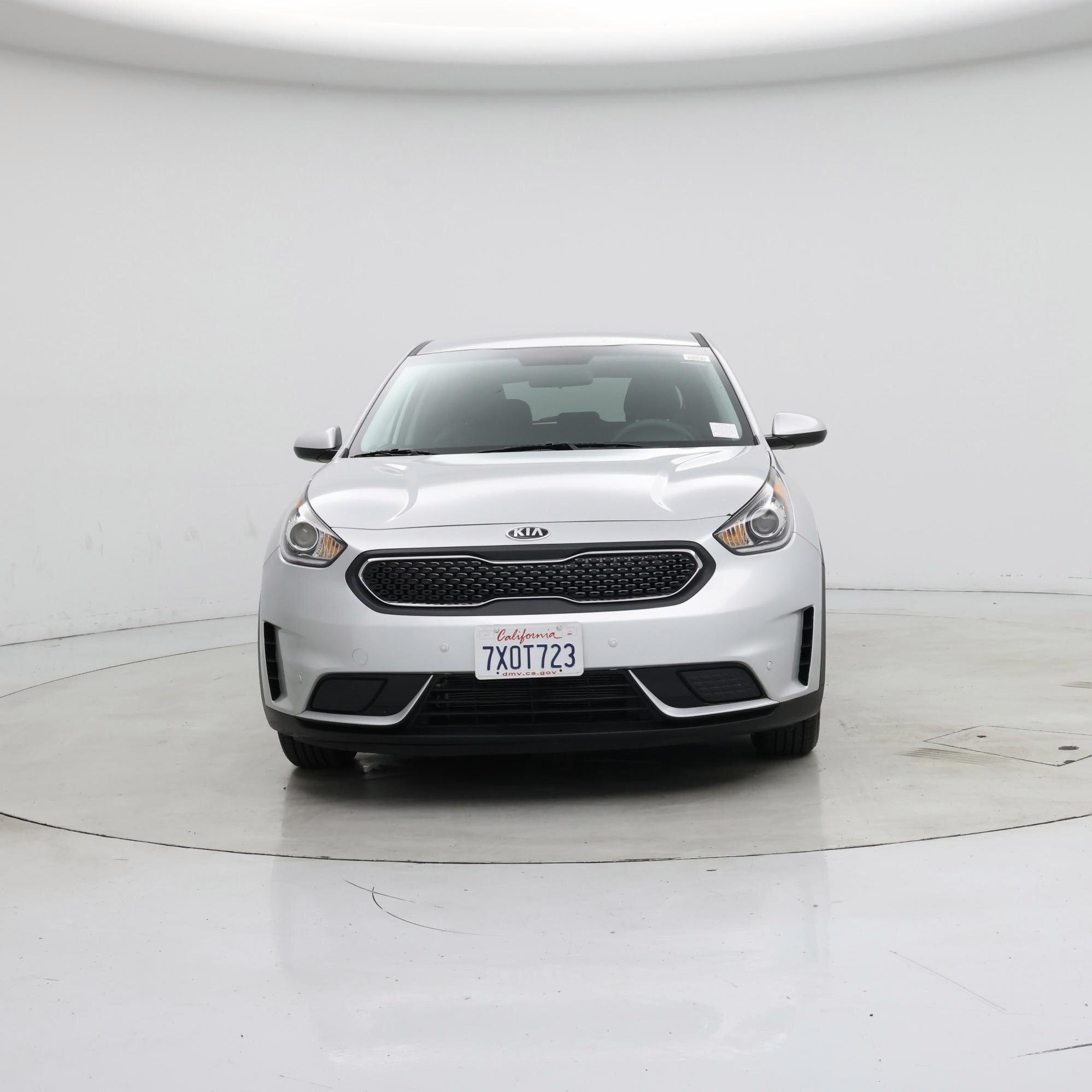 Thumbnail: 2017 Kia Niro - 5